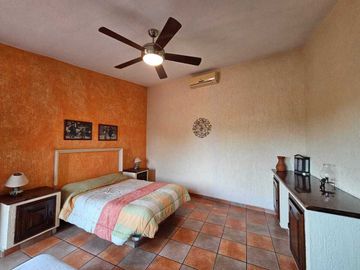 Venta de Casa Colonial Tipo Hacienda en Yautepec Mor.Ideal para Renta Vacacional