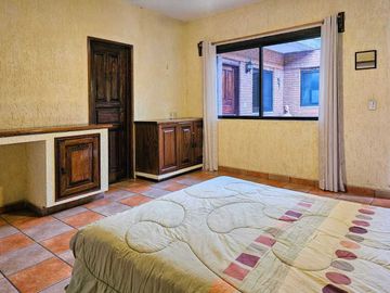 Venta de Casa Colonial Tipo Hacienda en Yautepec Mor.Ideal para Renta Vacacional