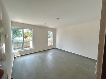 Casa en venta con jardín, alberca  en Fracc. privado en Yautepec,Morelos
