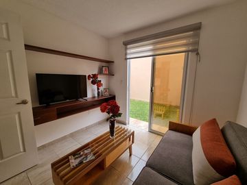 Casa en venta con roof garden,  asador y jardín privado en  Yautepec, Mor..