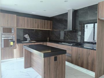 CASA RESIDENCIAL EN VENTA AL SUR DE PACHUCA, HGO