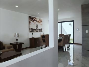 CASA RESIDENCIAL EN VENTA AL SUR DE PACHUCA, HGO