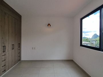 CASA AMATLAN EN VENTA, EN TEPOZTLAN PUEBLO MAGICO cerca de Amatlan  con jacuzzi