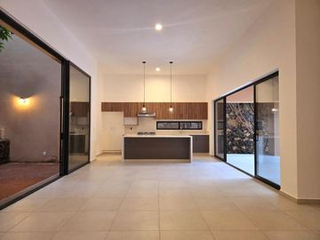 CASA AMATLAN EN VENTA, EN TEPOZTLAN PUEBLO MAGICO cerca de Amatlan  con jacuzzi