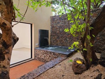 CASA AMATLAN EN VENTA, EN TEPOZTLAN PUEBLO MAGICO cerca de Amatlan  con jacuzzi
