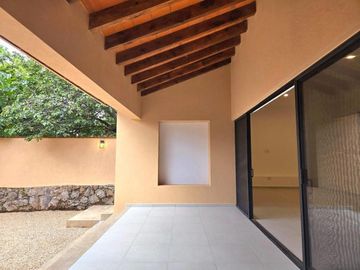 CASA AMATLAN EN VENTA, EN TEPOZTLAN PUEBLO MAGICO cerca de Amatlan  con jacuzzi