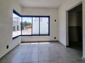 Casa con alberca, 3 recamaras en venta en Yautepec en el barrio de Ixtlahuacán