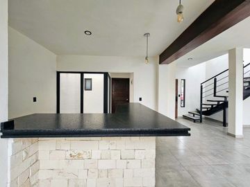 Casa con alberca, 3 recamaras en venta en Yautepec en el barrio de Ixtlahuacán
