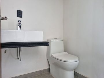 Casa con alberca, 3 recamaras en venta en Yautepec en el barrio de Ixtlahuacán