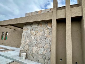 Casa una planta, 3 dorm y 3 baños