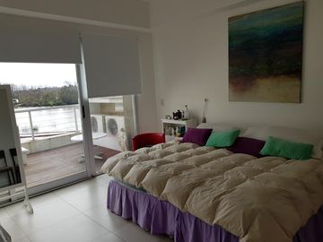 Departamento en Albanueva sobre el Rio