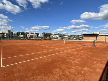 Casa de 3 dormitorios a estrenar en 7 meses Barrio Santa Elisa - Pilar del Este