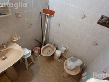 Triplex con quincho y jardin a dos cuadras del mar en San Bernardo Del Tuyu