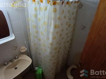 Triplex con quincho y jardin a dos cuadras del mar en San Bernardo Del Tuyu