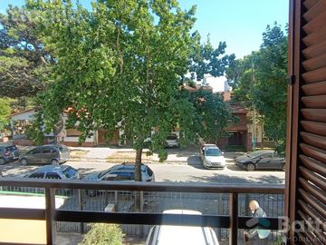 Triplex con quincho y jardin a dos cuadras del mar en San Bernardo Del Tuyu