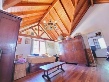 Casa en Villa Ballester - Venta - Cuatro Ambientes.