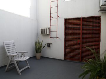 Casa en  Venta-Villa Devoto-5 amb- jardin- cochera
