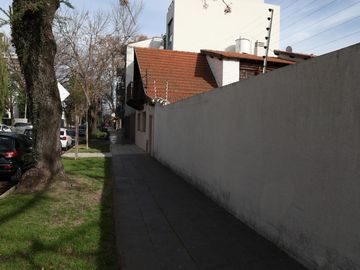 Casa en  Venta-Villa Devoto-5 amb- jardin- cochera
