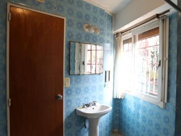 Casa en  Venta-Villa Devoto-5 amb- jardin- cochera