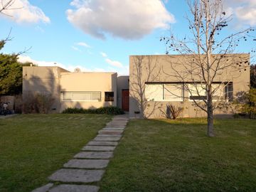 Venta Casa 4 Ambientes en San Francisco Villanueva Tigre