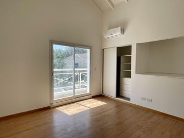 Casa estilo Duplex en Venta - Pilar - Barrio cerrado Las Margaritas