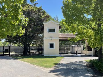 Casa estilo Duplex en Venta - Pilar - Barrio cerrado Las Margaritas