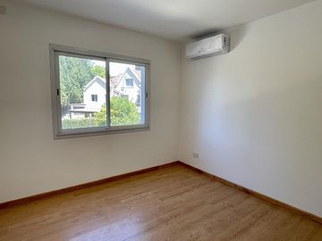 Casa estilo Duplex en Venta - Pilar - Barrio cerrado Las Margaritas
