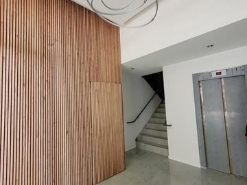 Dpto 3 amb a estrenar, 8° A, 88 m2 total, c/balcón al fte, Liniers.