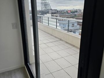 Dpto 3 amb a estrenar, 8° A, 88 m2 total, c/balcón al fte, Liniers.