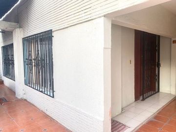 Ciudad Jardín, Coyoacan  Casa en Venta. Excelente Opción de Inversión. LR