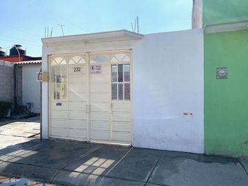 Acolman, Edo. de México. Venta Casa en Fraccionamiento Geovillas de Terranova.LR