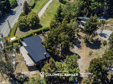 Casa mas local gastronómico en  Av Bustillo Km 23.500 Bariloche