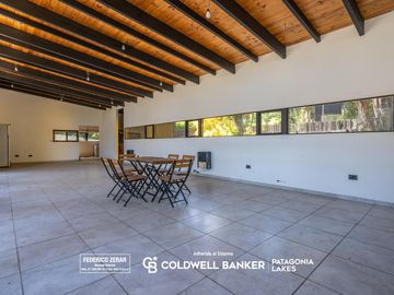 Casa mas local gastronómico en  Av Bustillo Km 23.500 Bariloche