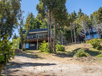 Casa mas local gastronómico en  Av Bustillo Km 23.500 Bariloche