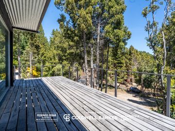 Casa mas local gastronómico en  Av Bustillo Km 23.500 Bariloche