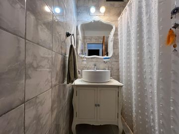 PH tipo Casa de cuatro ambientes con cochera a la venta en Villa Dominico