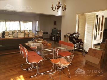 Casa en alquiler 4 dormitorios - Villa Allende Golf - Córdoba