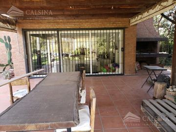 Casa en alquiler 4 dormitorios - Villa Allende Golf - Córdoba