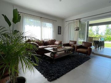 Casa - Los Castaños