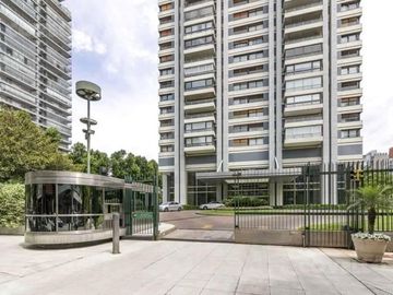 LE PARC DEMARIA 390 m² - 5 Ambientes, 3 Dorm - 3 Baños - 2 Dependencias y 3 Cocheras!!!