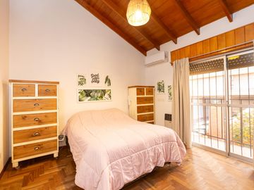Casa tres ambientes en venta San Martín
