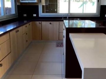 Casa 5amb con piscina - Barrio Privado Los Troncos