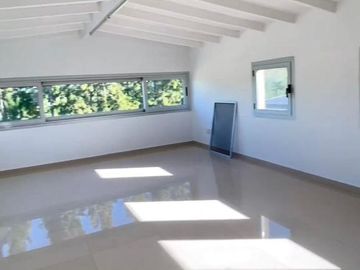 Casa 5amb con piscina - Barrio Privado Los Troncos