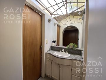 Casa en venta en Adrogue