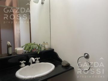 Casa en venta en Adrogue