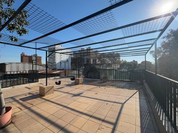 Casa en venta, 4 dormitorios, terraza, patio, parrilla, cocina separada