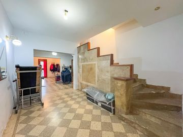 Casa en venta, 4 dormitorios, terraza, patio, parrilla, cocina separada
