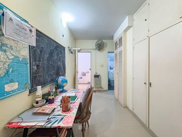 Casa en venta, 4 dormitorios, terraza, patio, parrilla, cocina separada