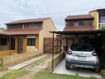 Dúplex en venta - 2 Dormitorios 2 Baños - Cochera - 60Mts2 - Mar del Tuyú
