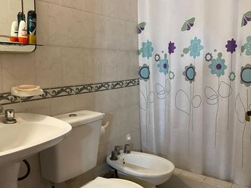 Dúplex en venta - 2 Dormitorios 2 Baños - Cochera - 60Mts2 - Mar del Tuyú